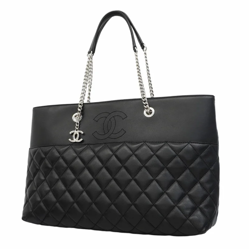 Premium black tote bag-Chanel  Leather Tote Bag (Pre-Owned)