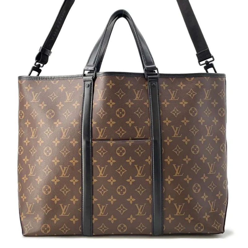 Spacious weekend tote bag-Louis Vuitton  Monogram Pouch Shoulder Bag Tote Bag (Pre-Owned)