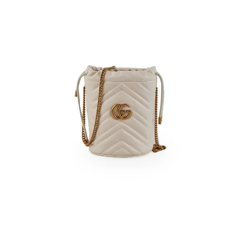 Sleek white minimalist handbag-Gucci GG Marmont Mini Bucket Bag White HOLD AL