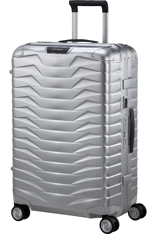 fashionable suitcase for young adults -Samsonite Proxis ALU Spinner 69cm