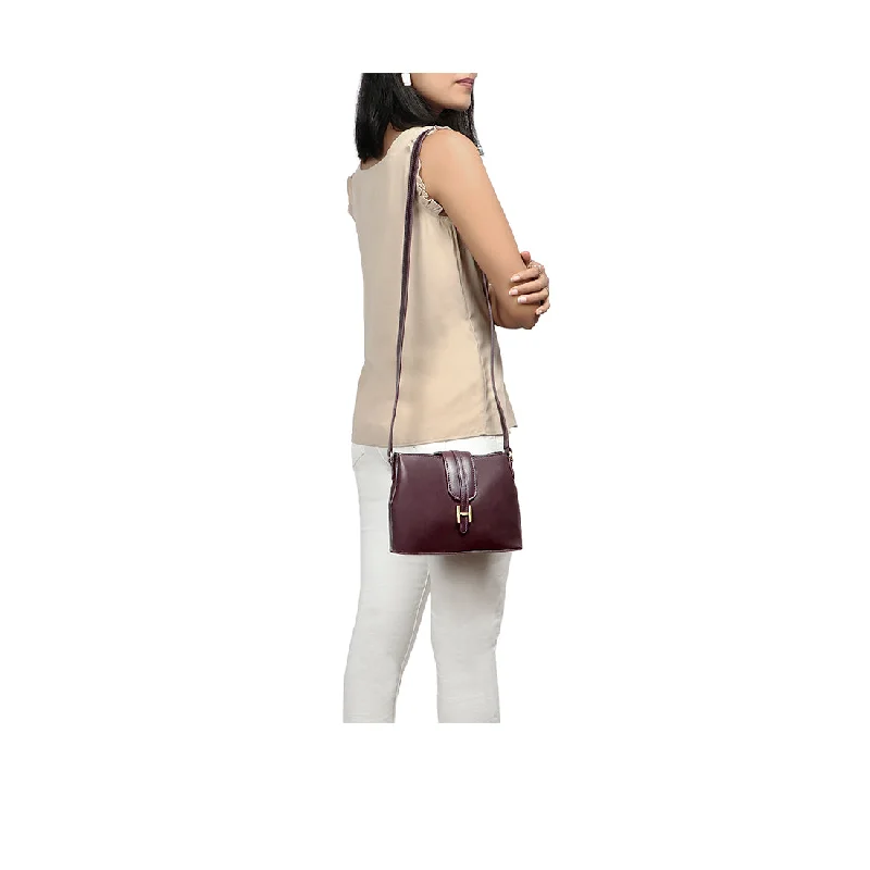 Waterproof beige crossbody bag-EE SILVIA 03 SLING BAG